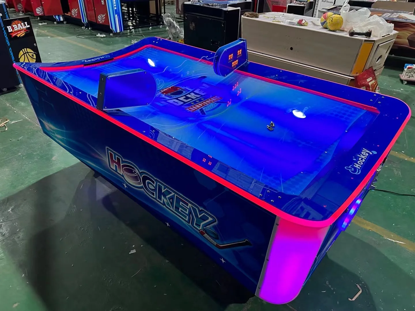 Muntbediende amusementsarcade  - Arcade Games & Vending Llc Photos recensie en prijs