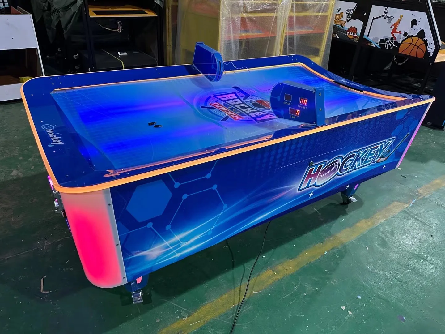 Muntbediende amusementsarcade  - Arcade Games & Vending Llc Photos recensie en prijs